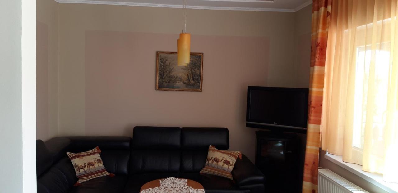Ildi Apartman Gyenesdiás Екстериор снимка