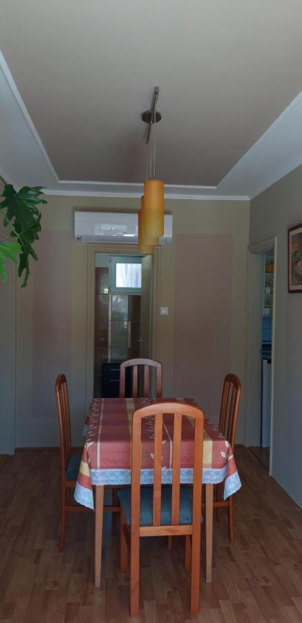Ildi Apartman Gyenesdiás Екстериор снимка